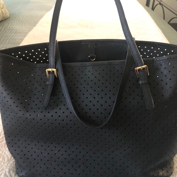 Michael Kors purse - Picture 2 of 4